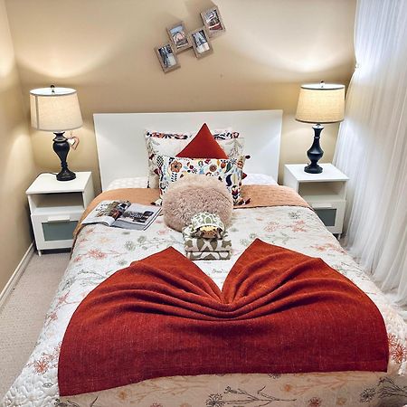 Scorpio House Langley Room B Kültér fotó